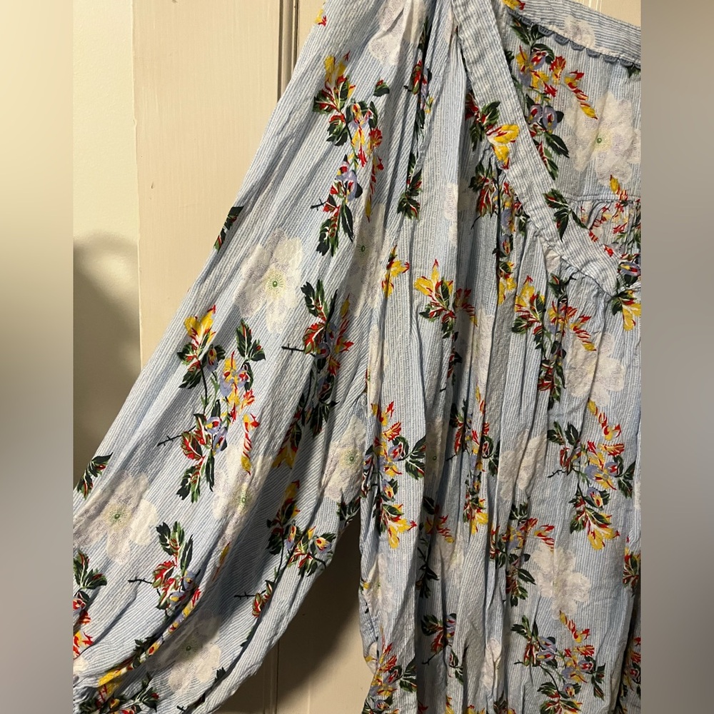 EUC Maeve by Anthropologie floral v-neck blouse, size 22W - Picture 2 of 6